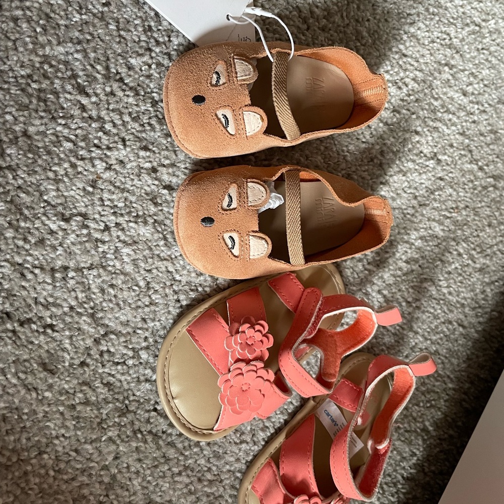 Zara and carters new but the carter one doesn’t have tag